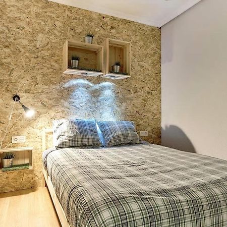 Morales - 2 Habitaciones, Espacioso Y Tranquilo Junto A Hospital 木尔西亚 外观 照片